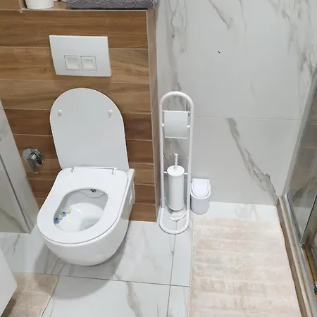Apartment 1 *